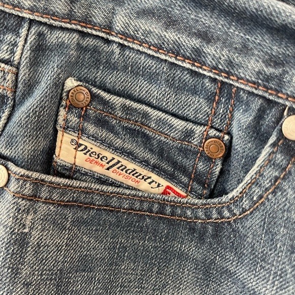 Vintage Diesel Flare Jeans Size 30 Tall Made in Italy - Picture 6 of 9